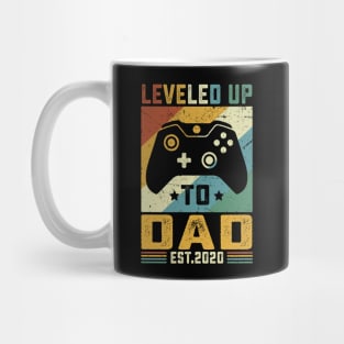 Vintage Leveled Up To Dad Est.2020 Mug